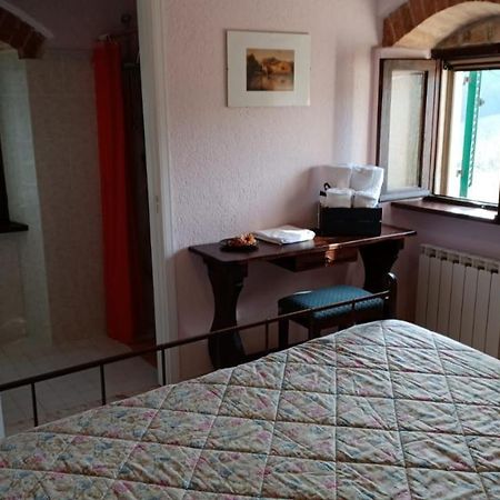 Pian D'Isola Bed and Breakfast Costacciaro Εξωτερικό φωτογραφία