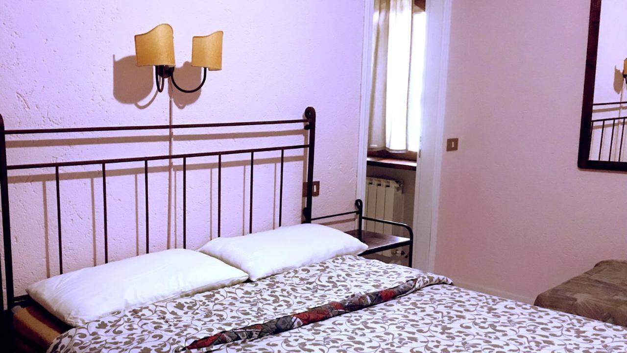 Pian D'Isola Bed and Breakfast Costacciaro Εξωτερικό φωτογραφία