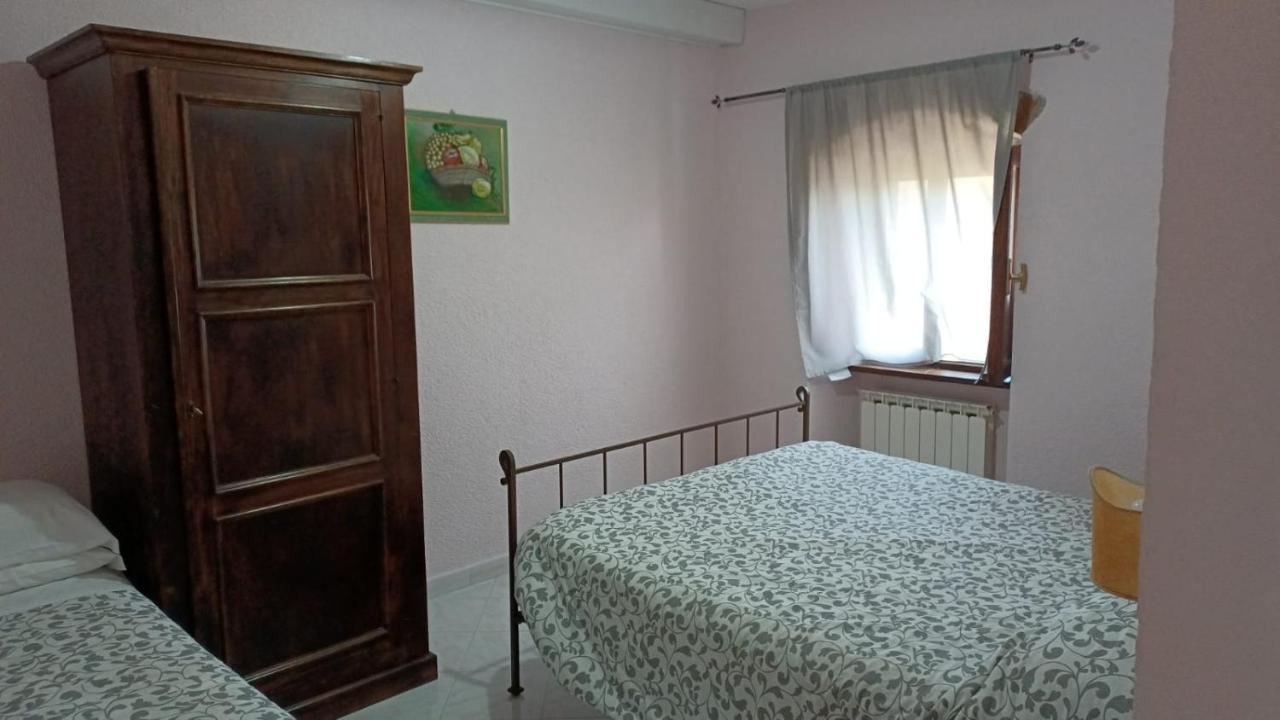 Pian D'Isola Bed and Breakfast Costacciaro Εξωτερικό φωτογραφία